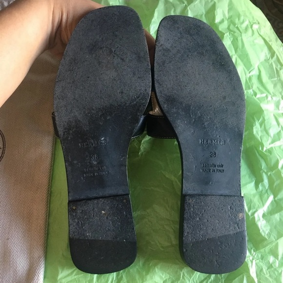 *SOLD* Hermès Oran Sandals - Picture 4 of 10